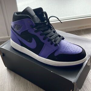 Air Jordan 1. 9/10 condition